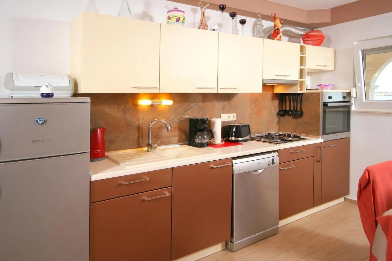 Libetrogir Apartment Trogir