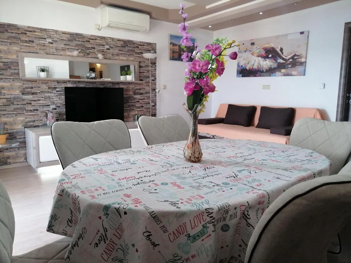 Libetrogir Apartment 0*, Trogir