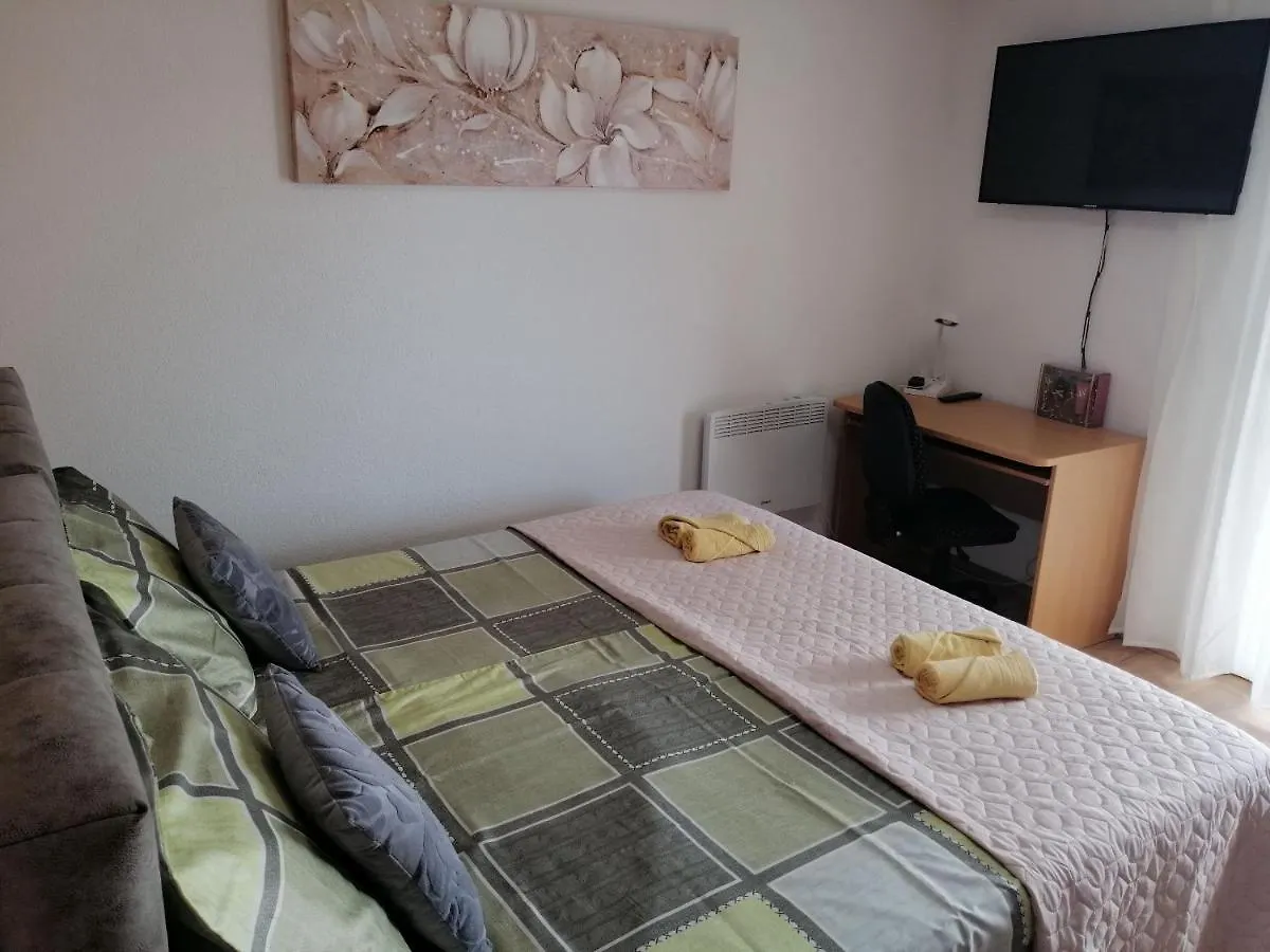 Libetrogir Apartment