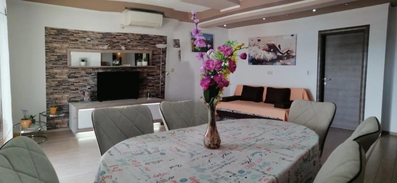 Libetrogir Apartment Trogir